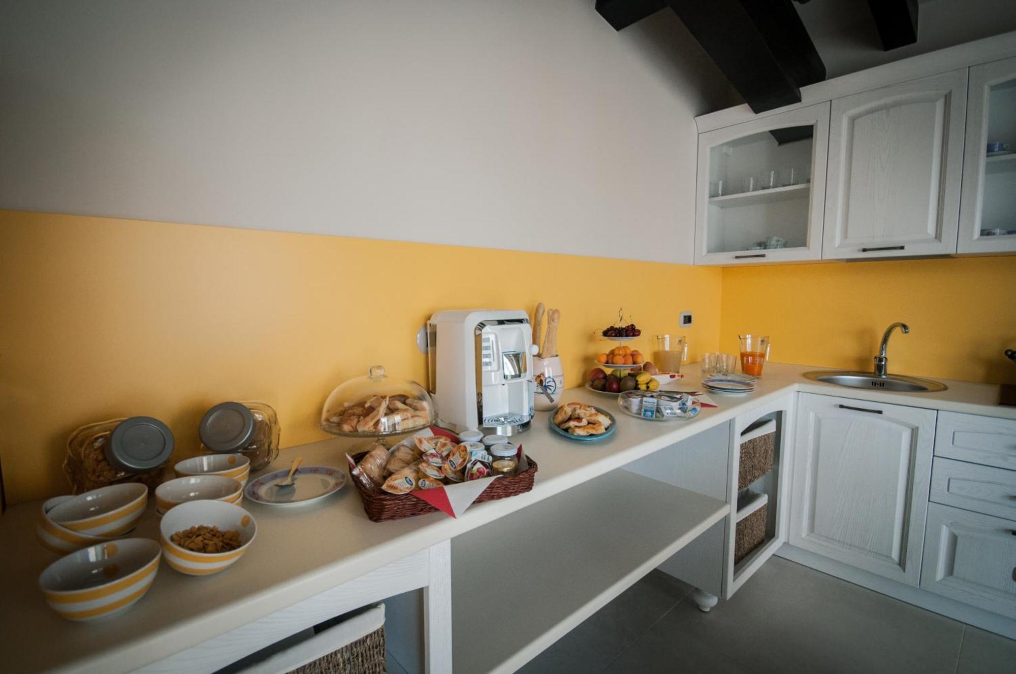 אגרופולי B&B I Fiori Del Mare מראה חיצוני תמונה