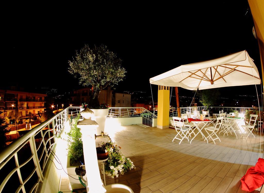 אגרופולי B&B I Fiori Del Mare מראה חיצוני תמונה